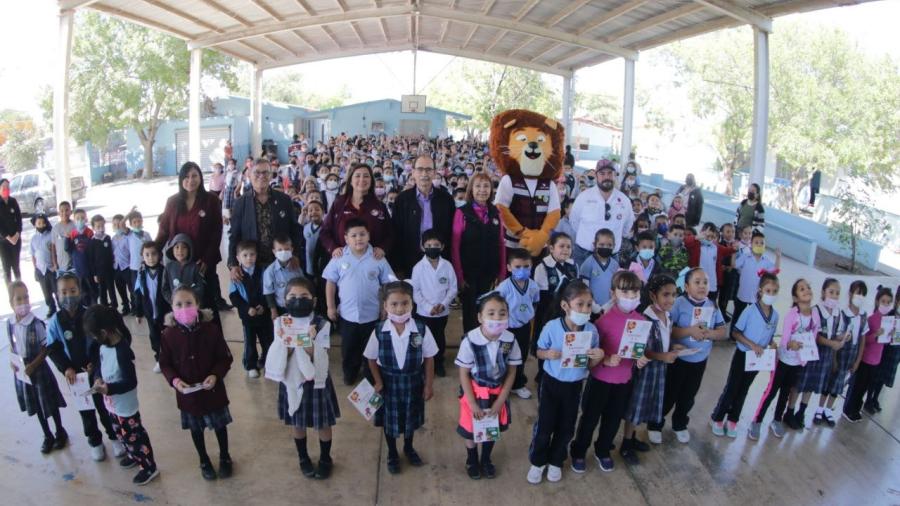 Concientiza Gobierno Municipal a estudiantes sobre el cuidado del medio ambiente 