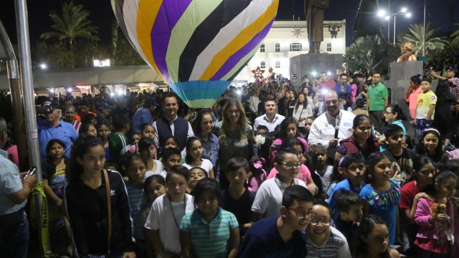 Maki Ortiz inaugura Festival Navideño 2017