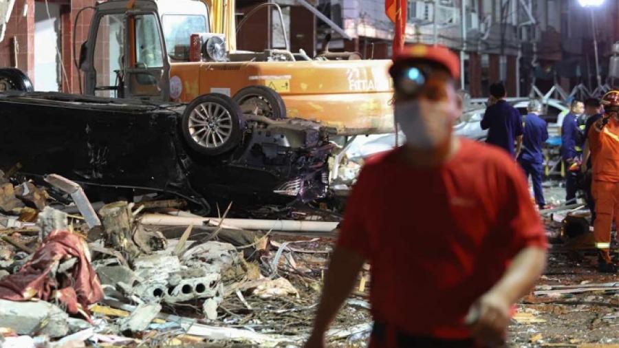 19 muertos tras explosión de pipa en China