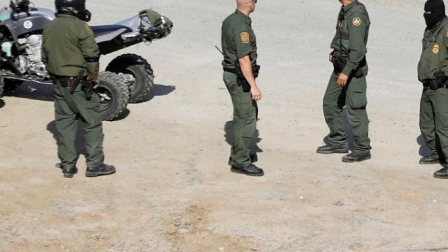 Fallece niña guatemalteca detenida por policías de EU