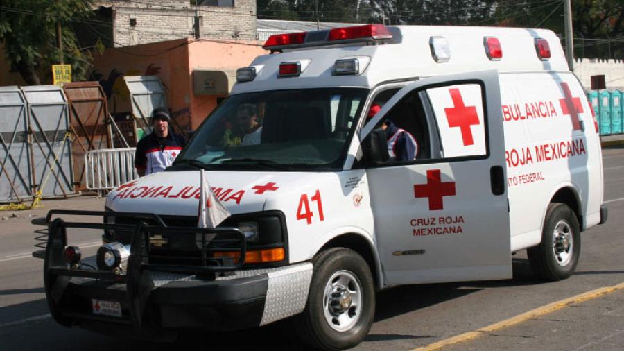 Provoca rayo incendio de dos casas en Madero