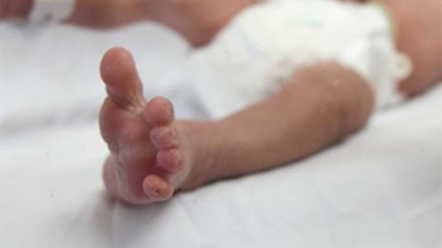 De manera misteriosa mueren 12 bebés en un hospital afgano