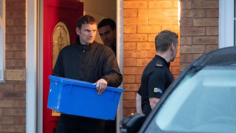 Detienen a 4 sospechosos tras el hallazgo de 39 cadáveres en Inglaterra