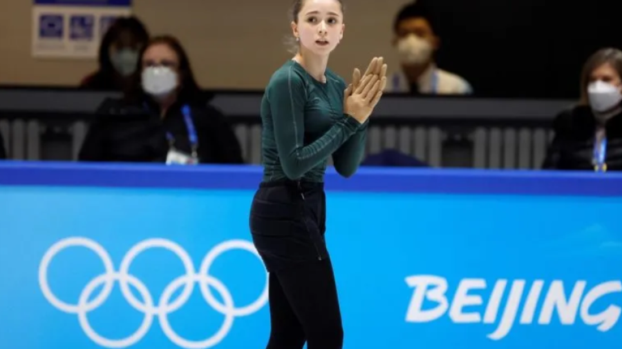 Suspende COI entrega de medallas en pruebas de Beijing 2022 donde participe Kamila Valieva