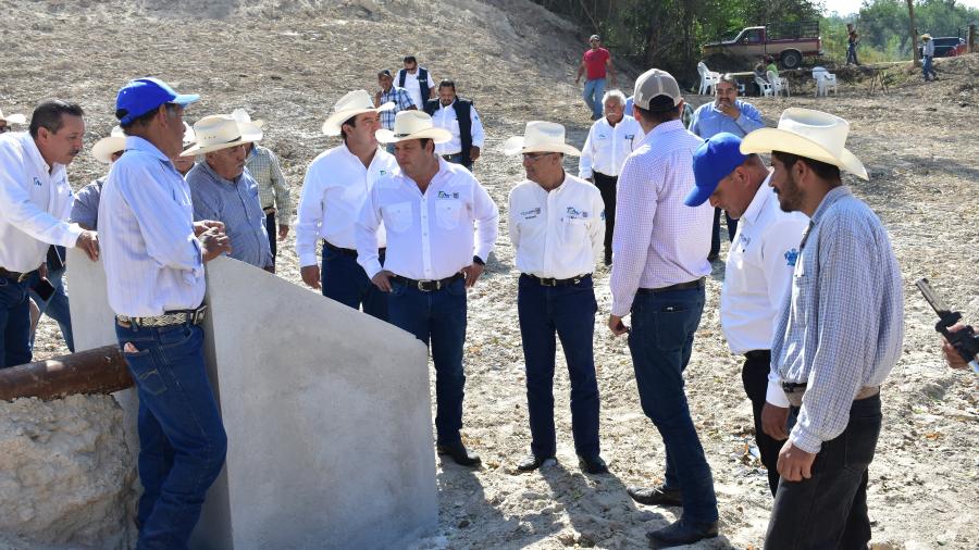 Con una inversión de 1.7 MDP, Gobierno del Estado inaugura bordo para abrevadero