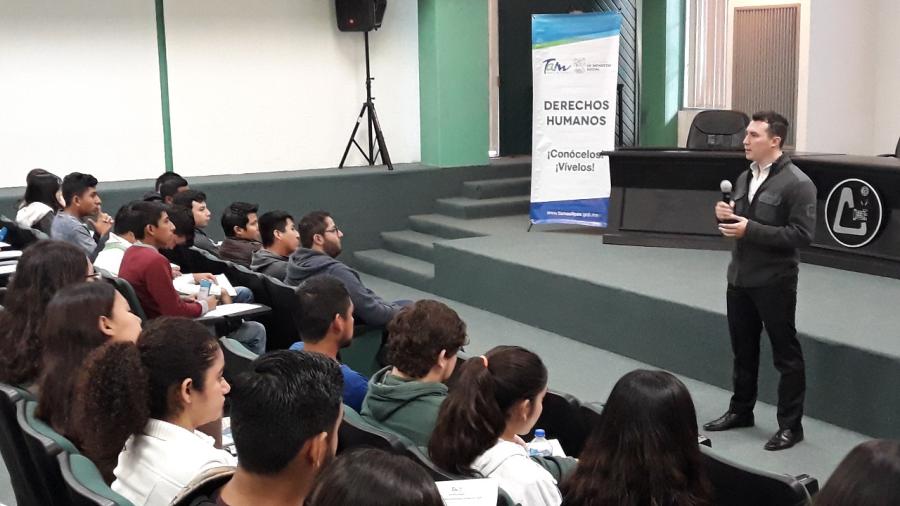 Ofrece Gobierno de Tamaulipas pl&aacute;ticas de derechos humanos en la UAT