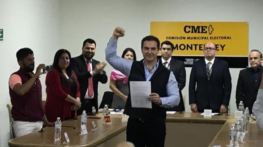 Recibe Adrián de la Garza constancia de mayoría como Alcalde Electo de Monterrey