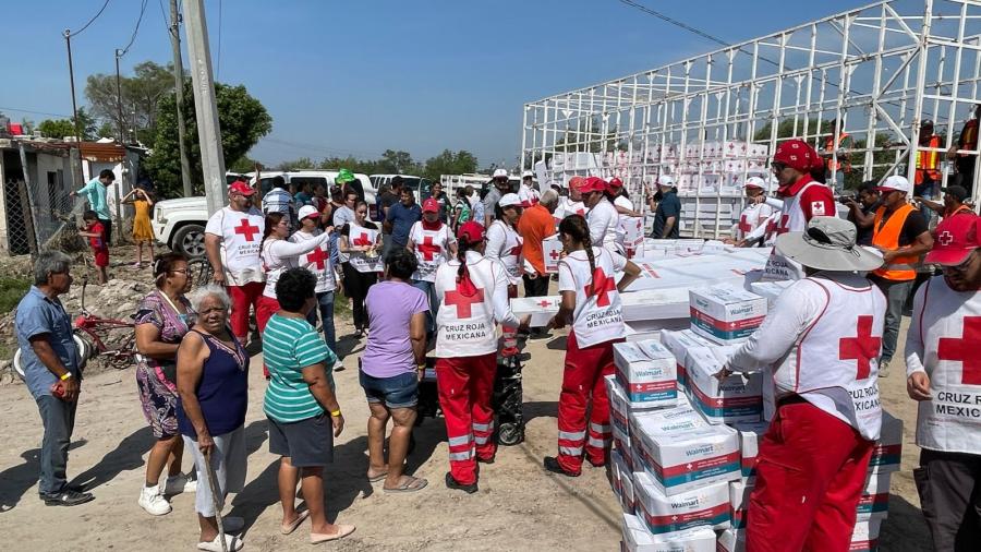 Lleva Cruz Roja apoyo a damnificados por lluvias