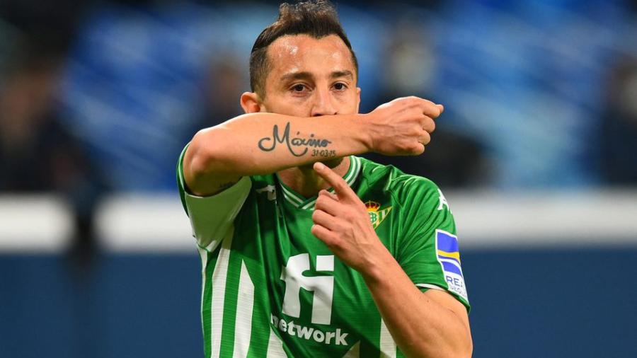 Llenan de elogios a Guardado tras darle la victoria al Betis ante el Zenit