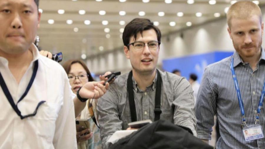 Estudiante australiano desaparecido en Corea del Norte está a salvo en China