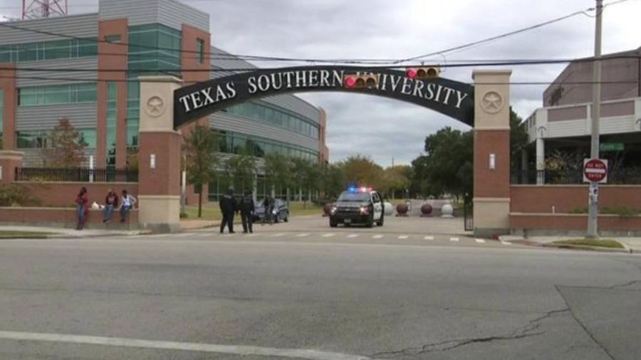 Evacuan universidad de Houston por amenaza de bomba