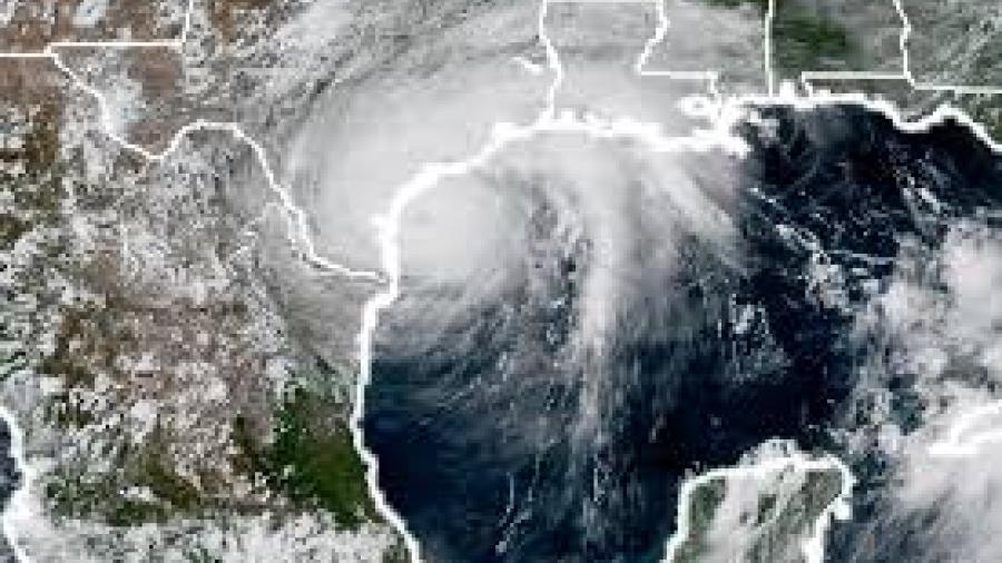 Lo peor apenas está por comenzar con Harvey: experto en huracanes