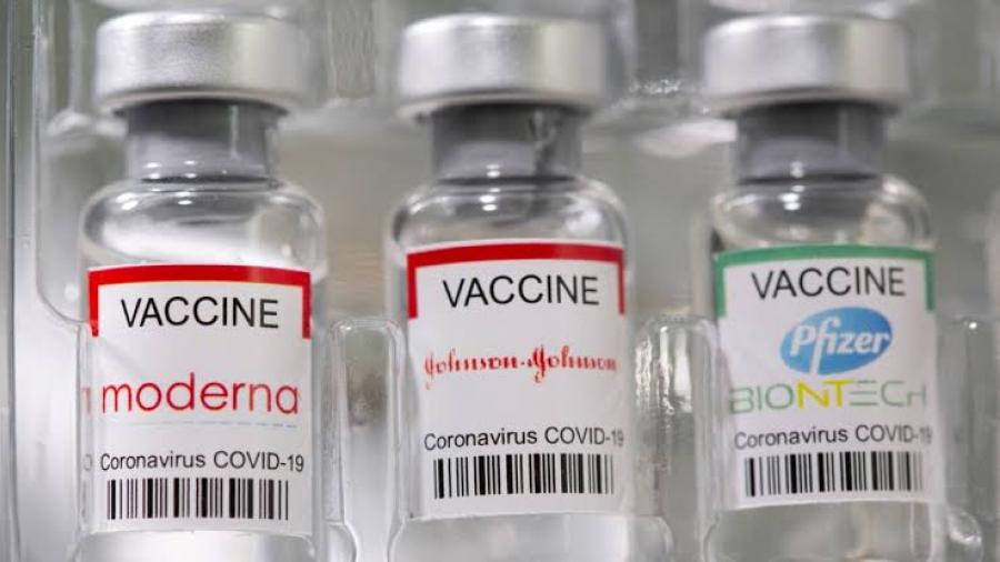 Proponen evitar vacuna Johnson & Johnson si hay Pfizer o Moderna