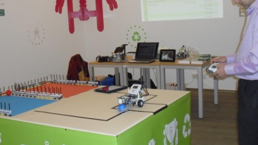 Robótica Educativa para Docentes en CRETAM 