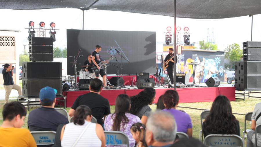 Viven familias de Nuevo Laredo festival “Rock n' Rieles”