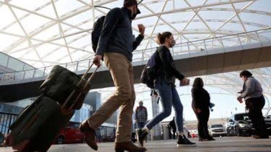 EU dejará de pedir certificado de vacuna de COVID-19 