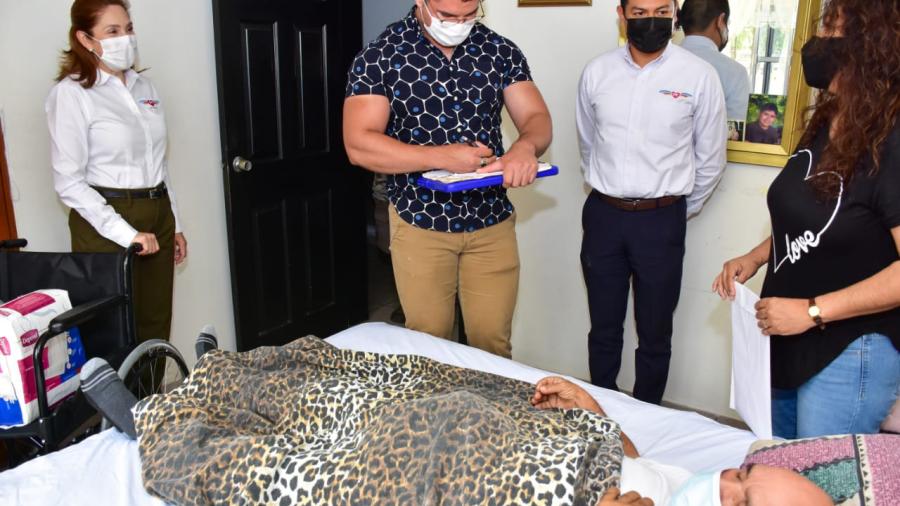 DIF Reynosa continúa con las visitas a domicilio llevando apoyos