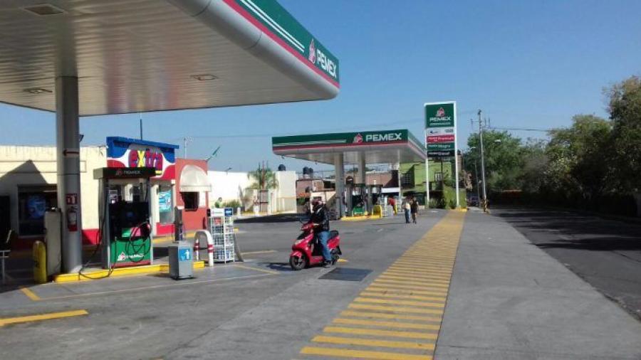 Cierran 10 gasolineras en Morelia por escasez de combustible