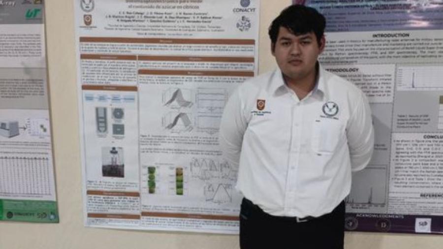 Estudiante de la UAT destaca en encuentro sobre optoelectrónica