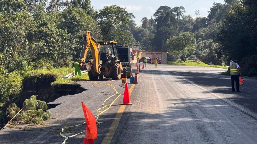 Avanzan trabajos de la SICT: baja a 160 el número de localidades incomunicadas en cinco estados