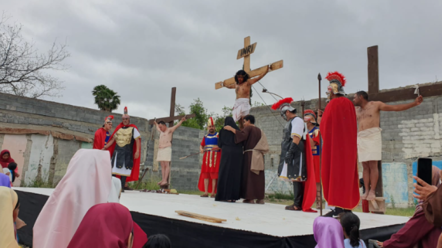 Realizan Viacrusis musical en Nuevo Laredo 