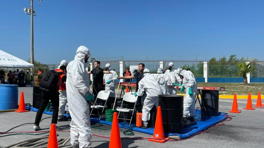 Participan 100 personas en simulacro de riesgo químicos