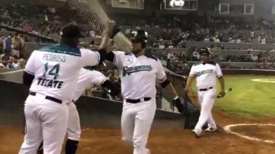 Saraperos vence 13-5 a Pericos