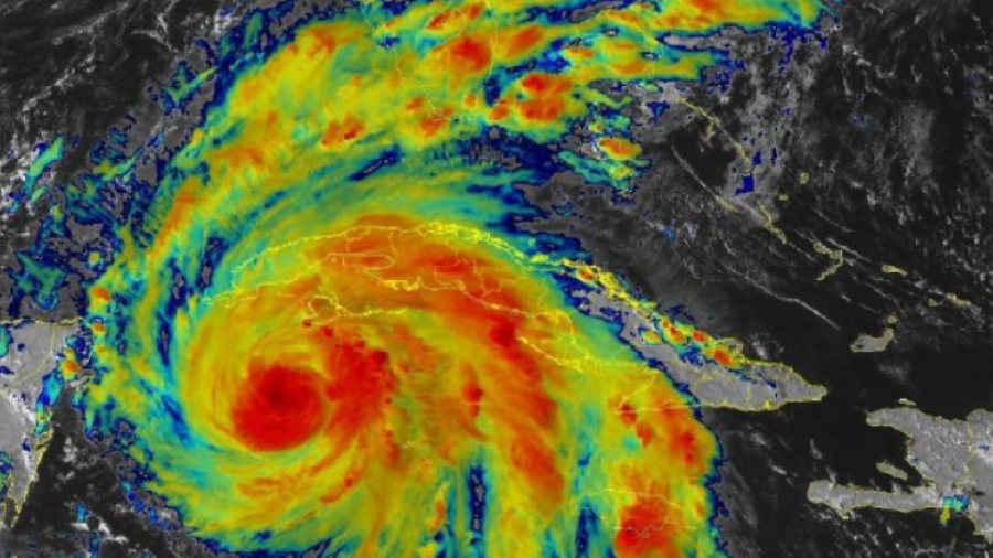 Florida en alerta por huracán "Ian" en categoría 3