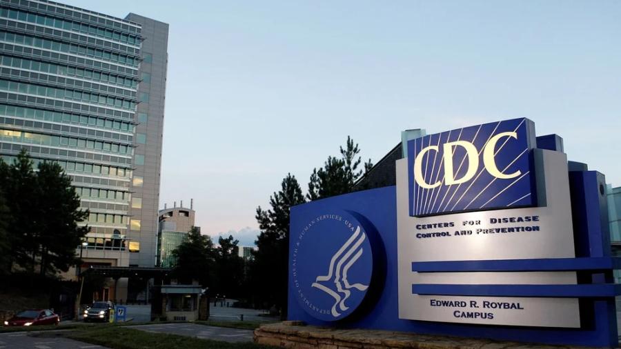 CDC emite alerta de viaje a 22 países por contagios de COVID-19