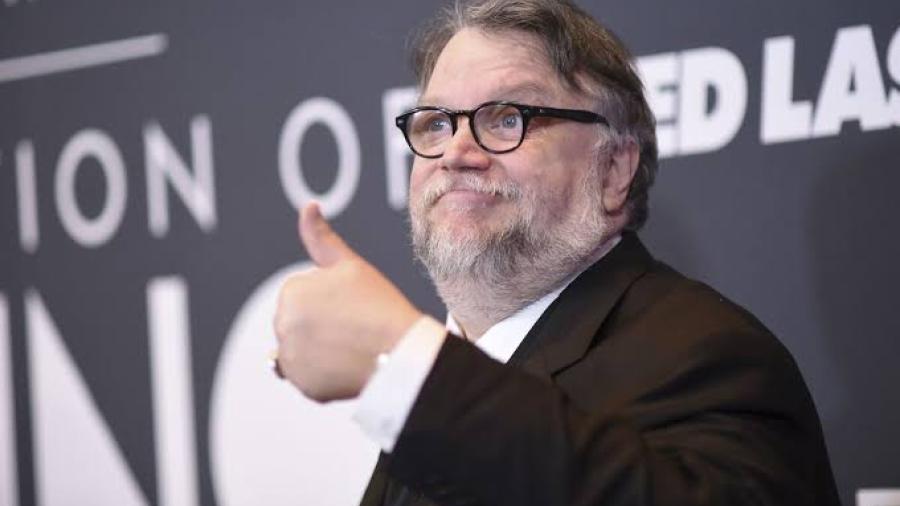 Tipazo: Guillermo del Toro se ofrece a financiar estatuas de los premios Ariel