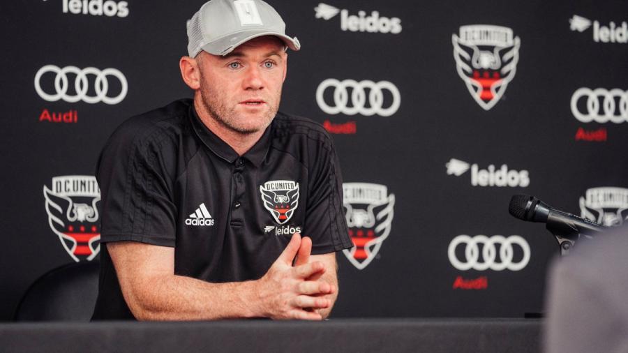 Wayne Rooney será jugador y entrenador del Derby