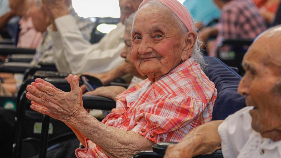 Inicia DIF Tamaulipas festejos por el Día del Adulto Mayor