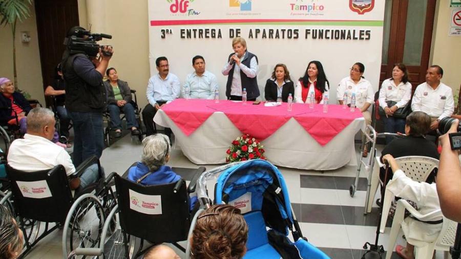 Realiza DIF Tampico Tercera Entrega de Aparatos Funcionales