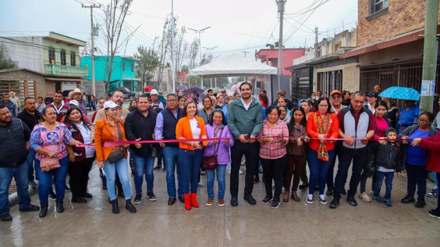 Pavimentación por mas de 4 MDP inaugurada por Carlos Peña Ortiz con vecinos en Reynosa