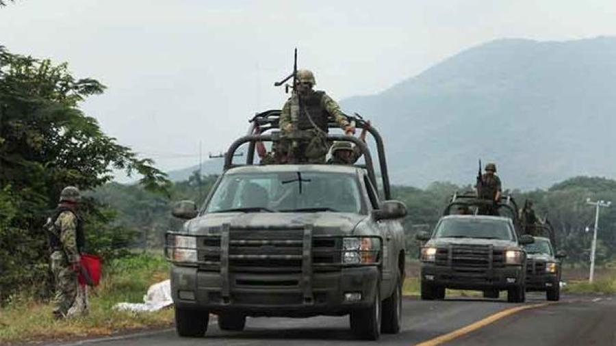 Rescatan a secuestrados en Michoacán