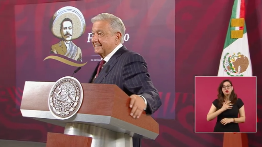 “Ahí va a seguir Porfirito”, ironiza AMLO tras orden para restituir a Edmundo Jacobo