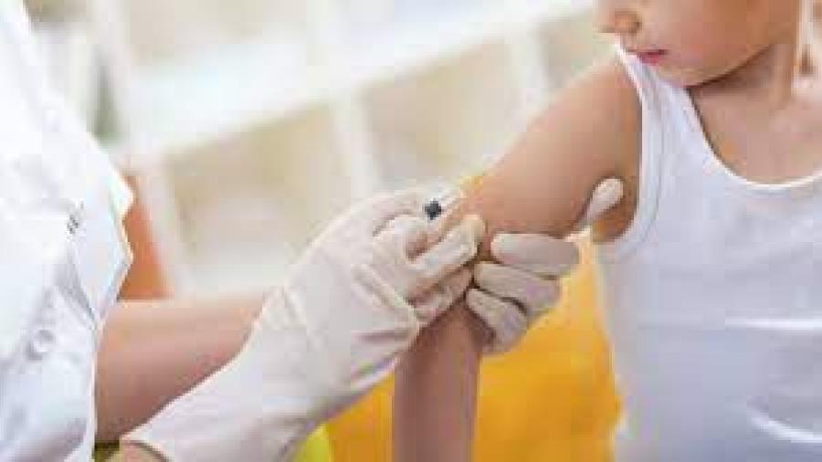 Farmacias serán principal centro de vacunación anticovid para niños en EEUU