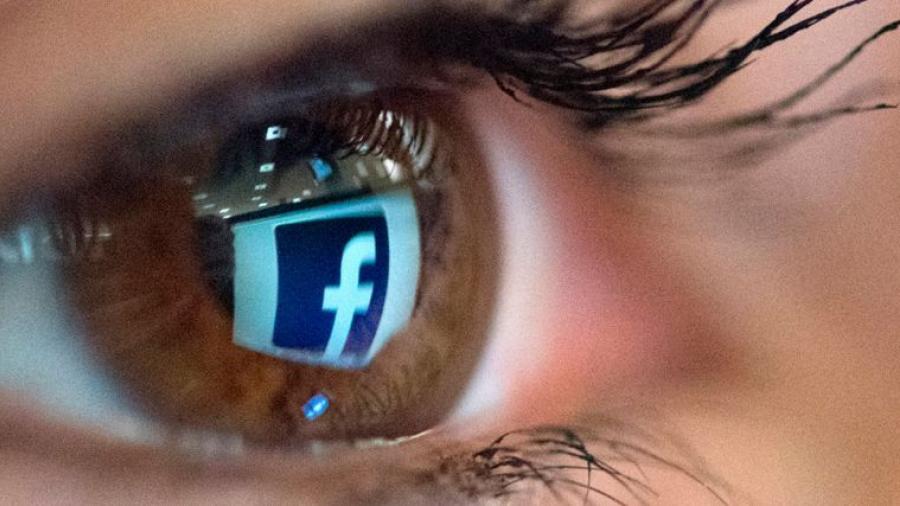 Por error de software, Facebook desbloquea a usuarios indeseados