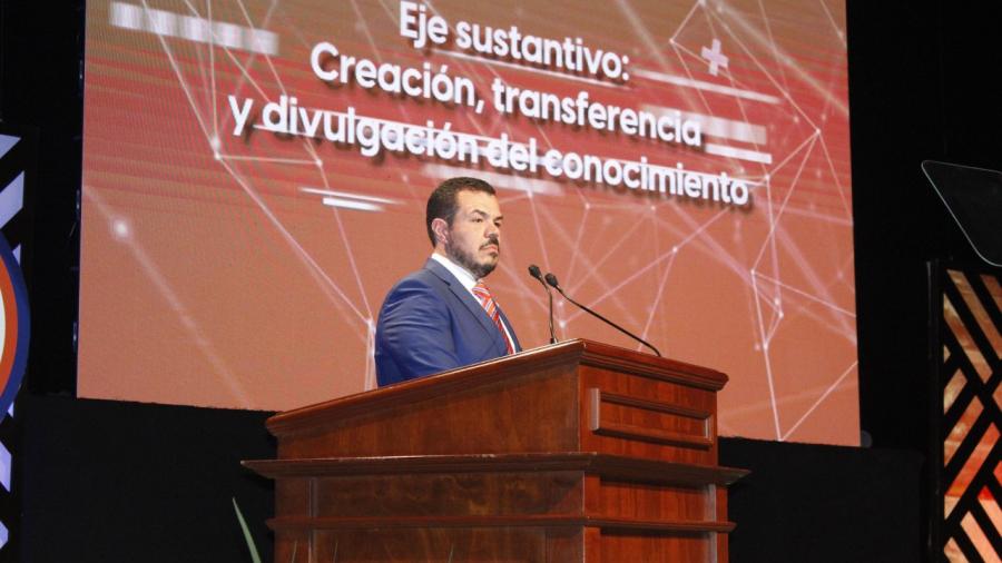 Expone Guillermo Mendoza el Plan de Desarrollo Institucional de la UAT 2022-2025