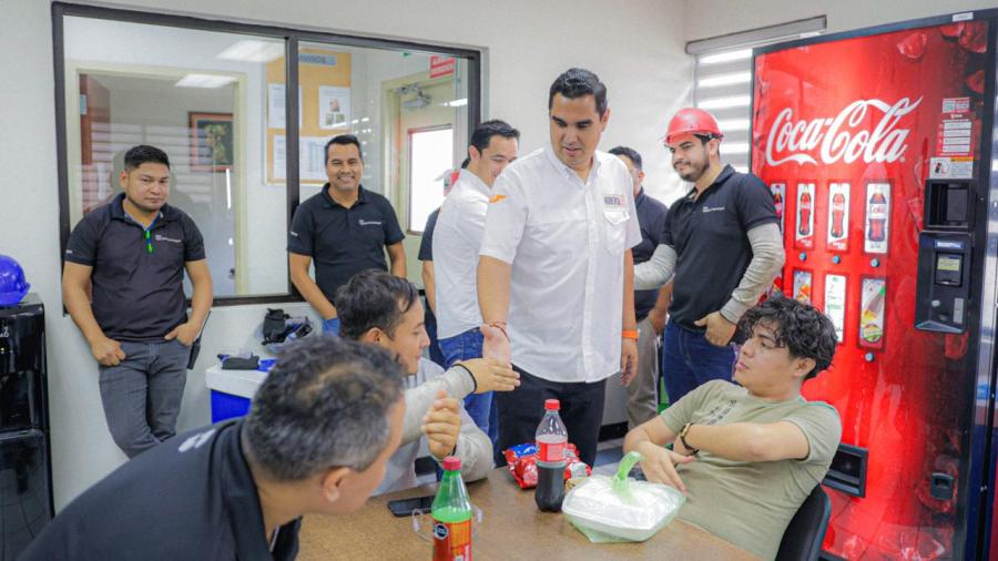 Trabajadores de Steel Technologies confirman su respaldo a Roberto Lee, el candidato naranja 