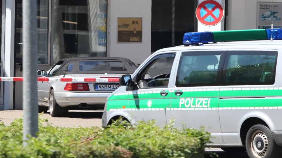 Asesinan a cajero en Alemania por pedir usar el cubrebocas