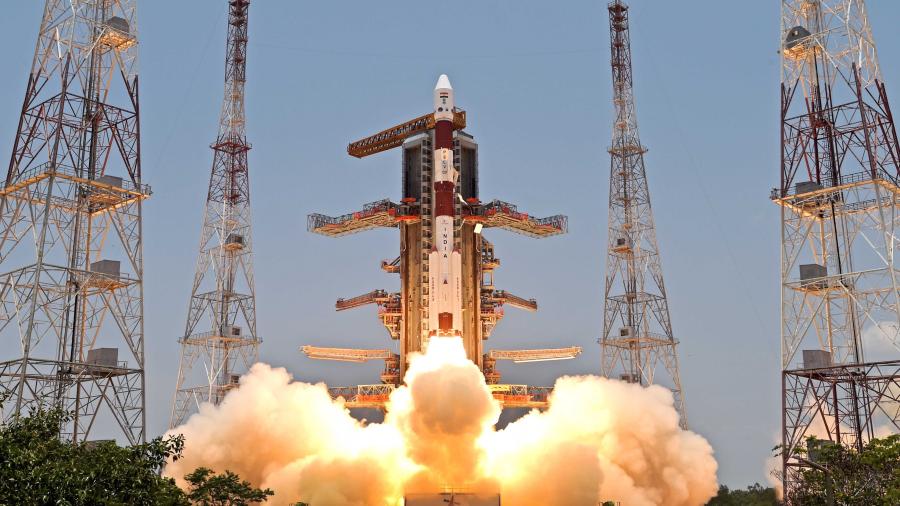 La India lanza una nave espacial para estudiar el Sol tras su exitoso alunizaje