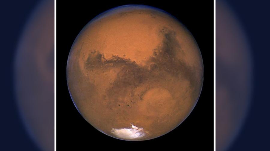 Hayan agua líquida en Marte