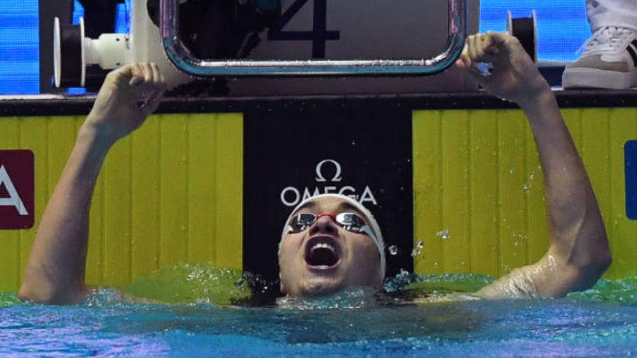 Kristof Milak destroza el récord de Phelps en 200 mariposa 