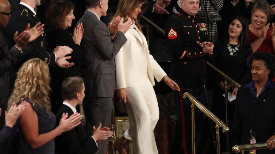 Melania llega por su cuenta al Congreso