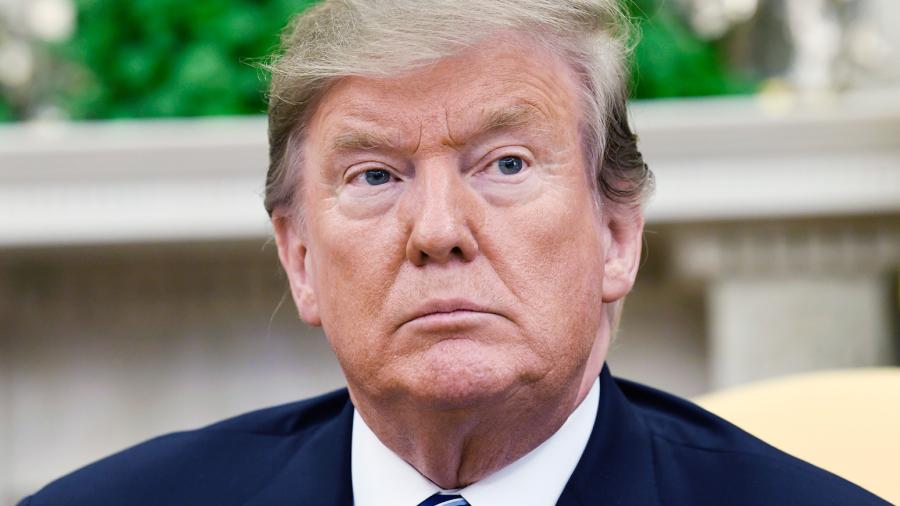 Trump prohíbe a su gabinete asistir a cena con periodistas