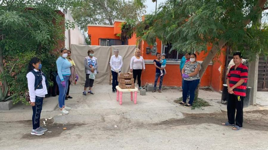 Entrega DIF Reynosa donación en colonias