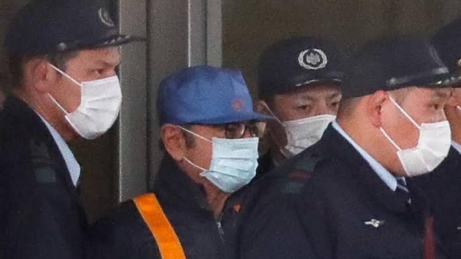 Expresidente de Nissan sale libre tras pago de fianza