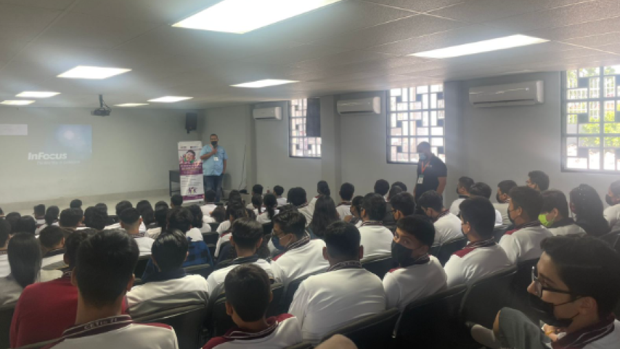 Lleva DIF Reynosa pláticas a escuelas 