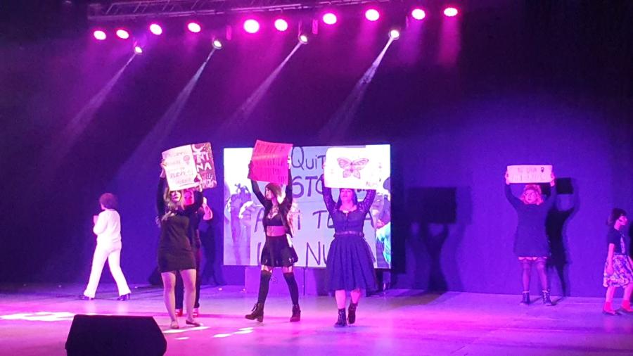 Presentan espect&aacute;culos dedicado a las mujeres 